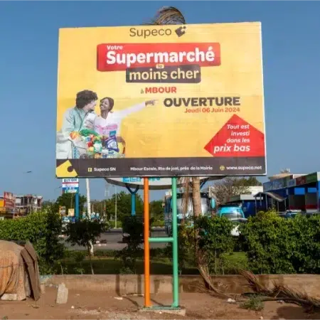 Panneau publicitaire 12 m2 supeco- visible