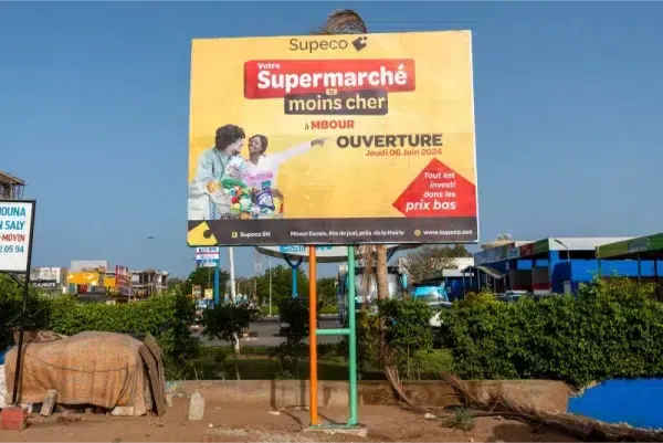 Panneau publicitaire 12 m2 supeco- visible