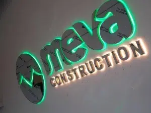 enseigne lumineux - visible