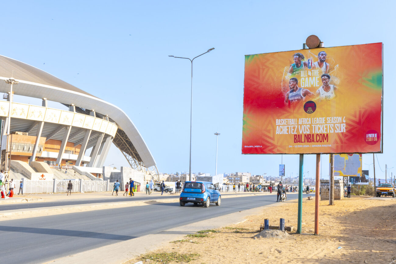 VSB00100 | Panneaux publicitaires | visible