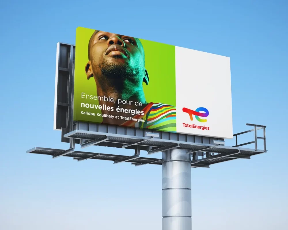 Panneaux Publicitaires - Billboard Mockup 1 - visible